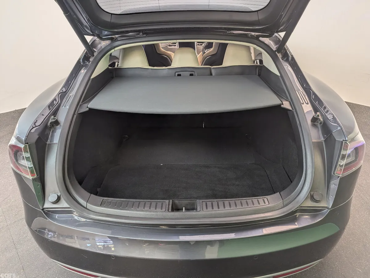 Tesla Model S Hatchback, Electric, 2014, Grey
