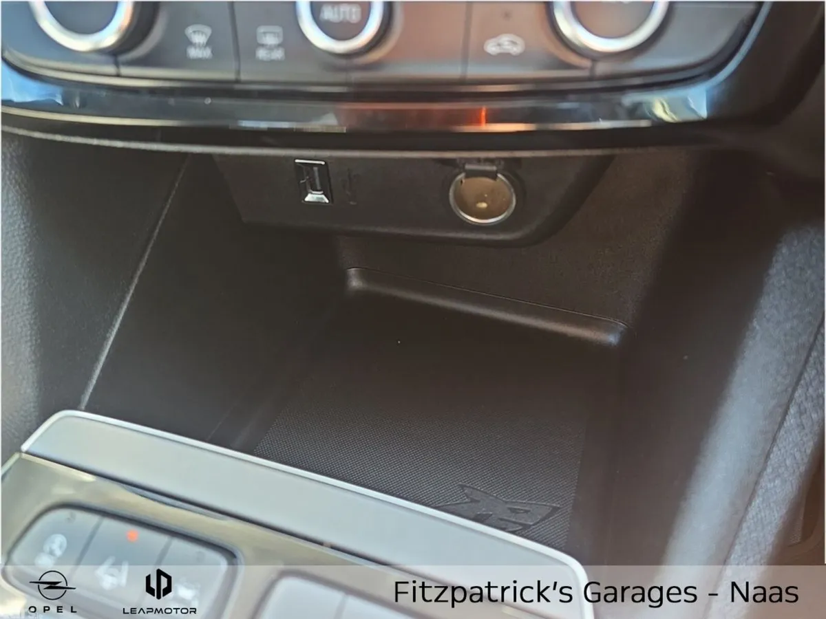 Opel Mokka SUV, Petrol, 2025, White