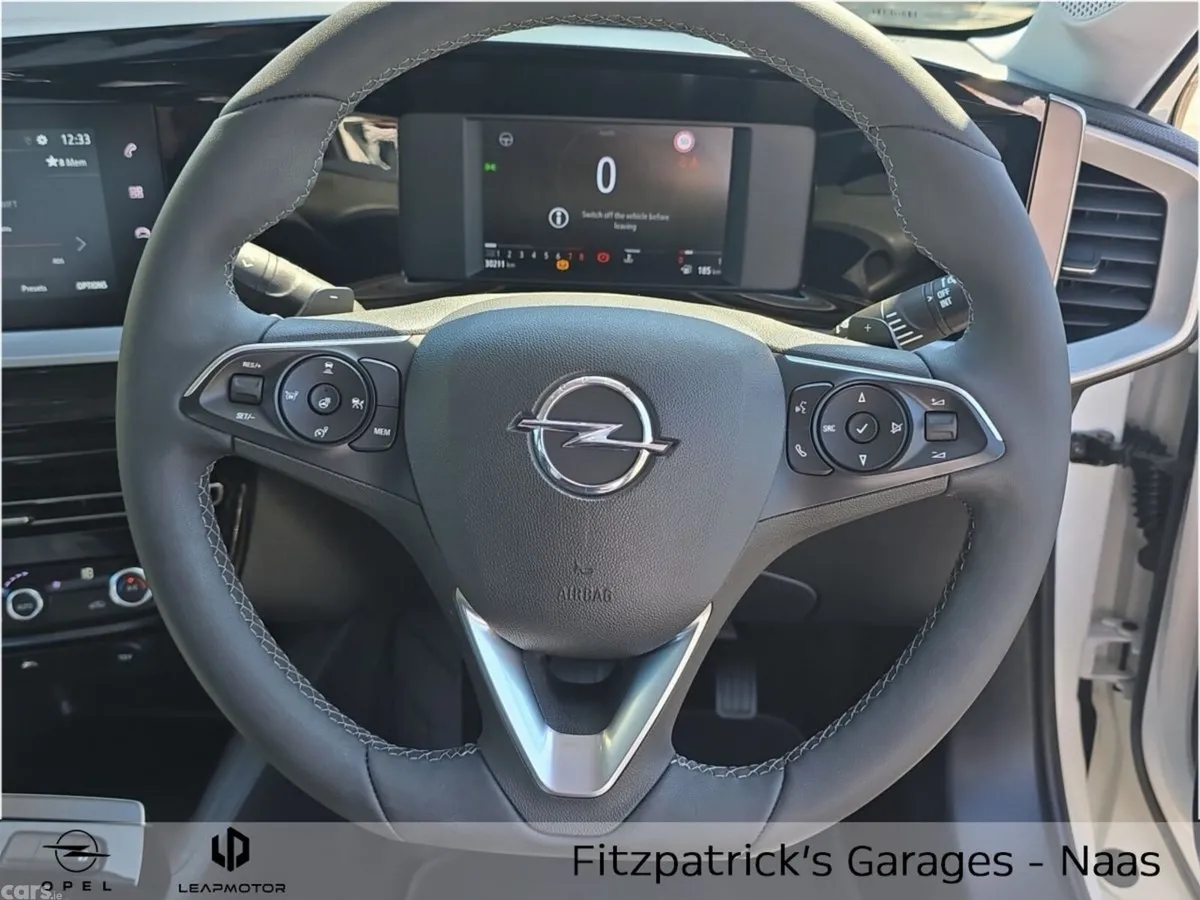 Opel Mokka SUV, Petrol, 2025, White