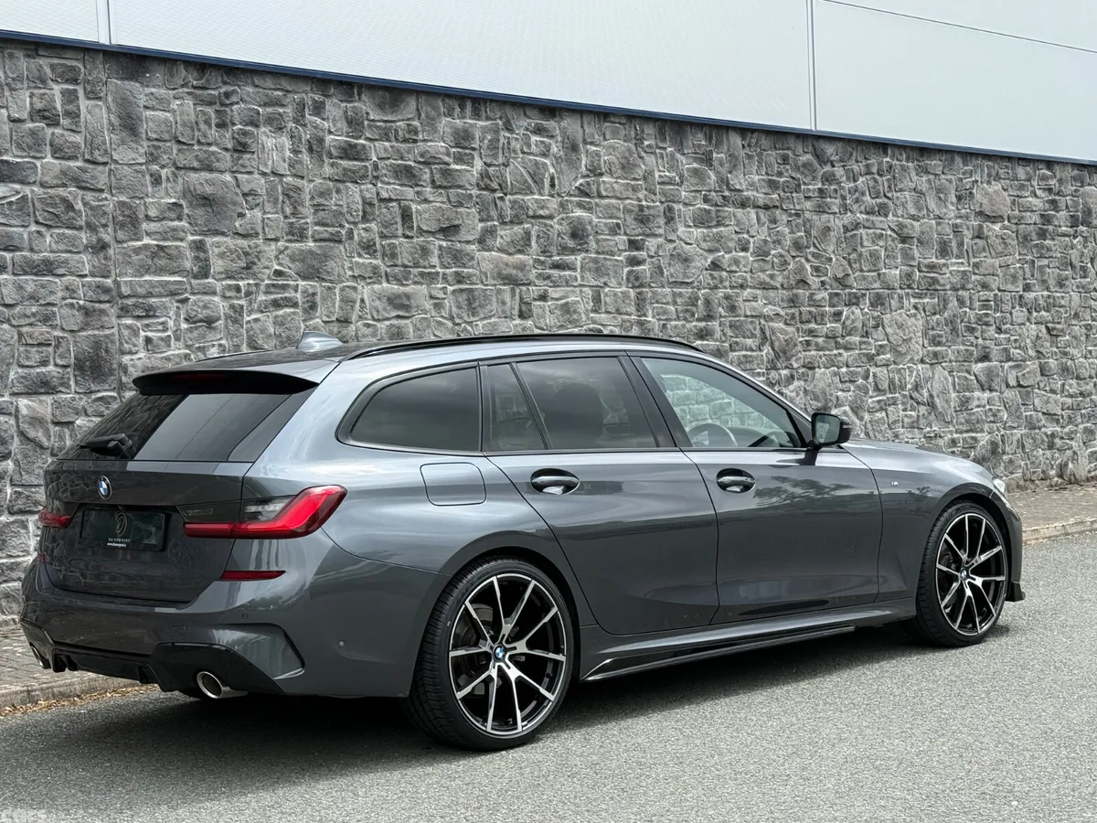 BMW 3-Series Estate, Diesel, 2021, Grey