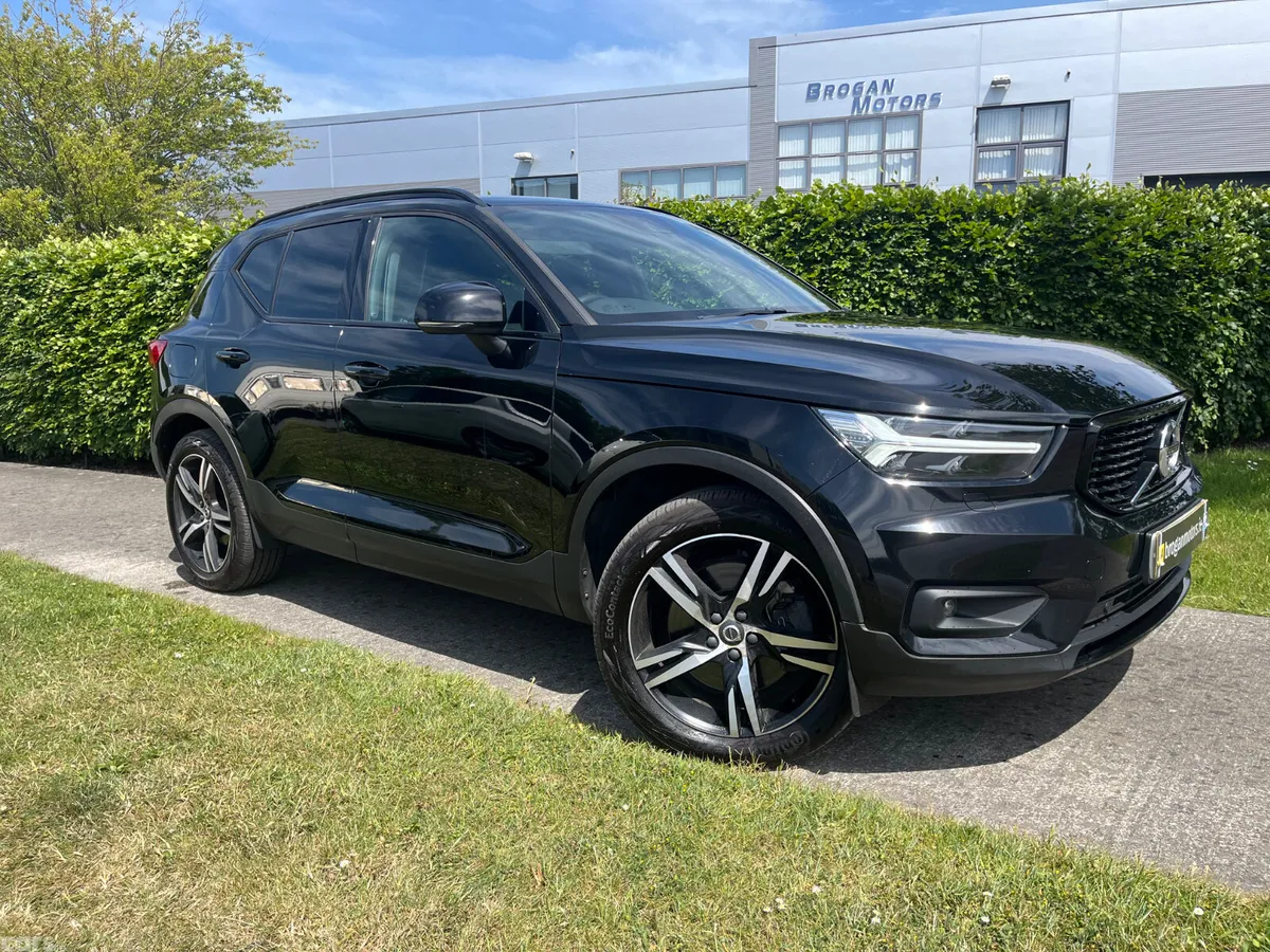 Volvo XC40 SUV, Petrol Plug-in Hybrid, 2020, Black