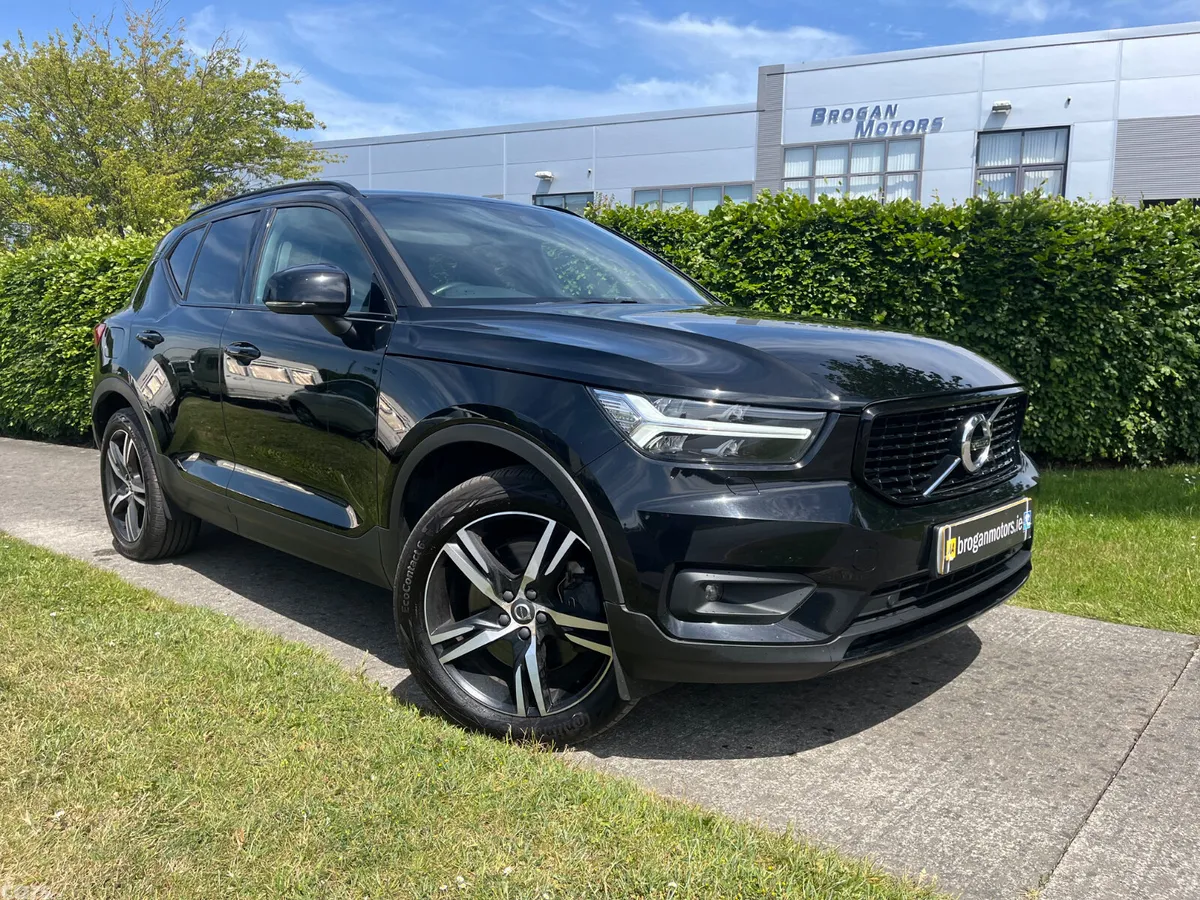 Volvo XC40 SUV, Petrol Plug-in Hybrid, 2020, Black