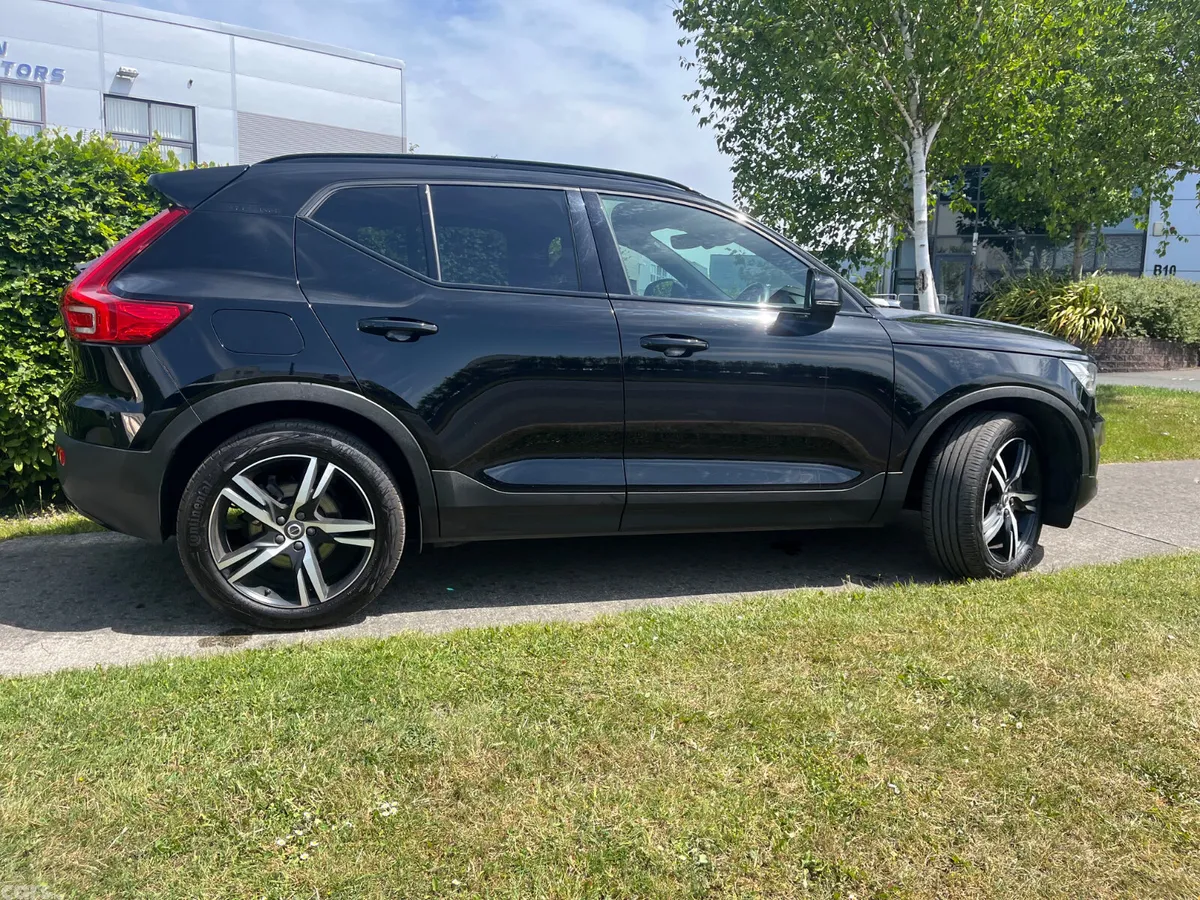 Volvo XC40 SUV, Petrol Plug-in Hybrid, 2020, Black
