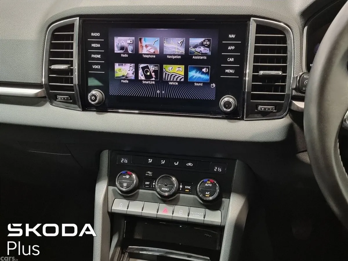 Skoda Karoq SUV, Diesel, 2023, Blue