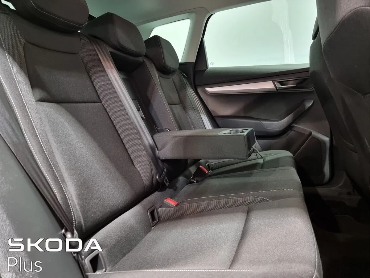Skoda Karoq SUV, Diesel, 2023, Blue