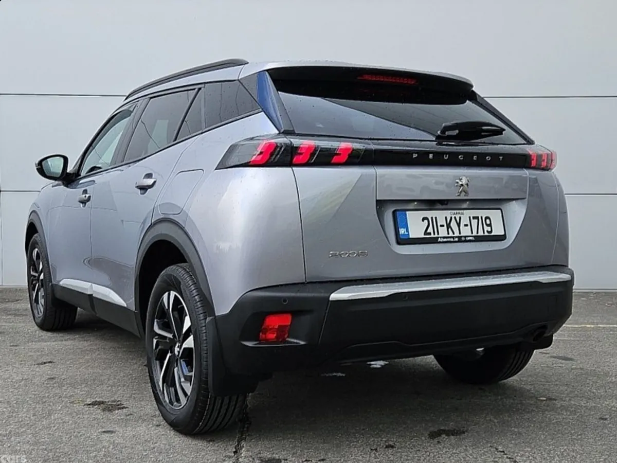 Peugeot 2008 MPV, Petrol, 2021, Grey