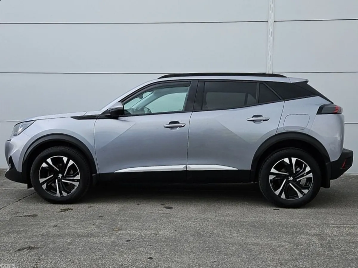 Peugeot 2008 MPV, Petrol, 2021, Grey