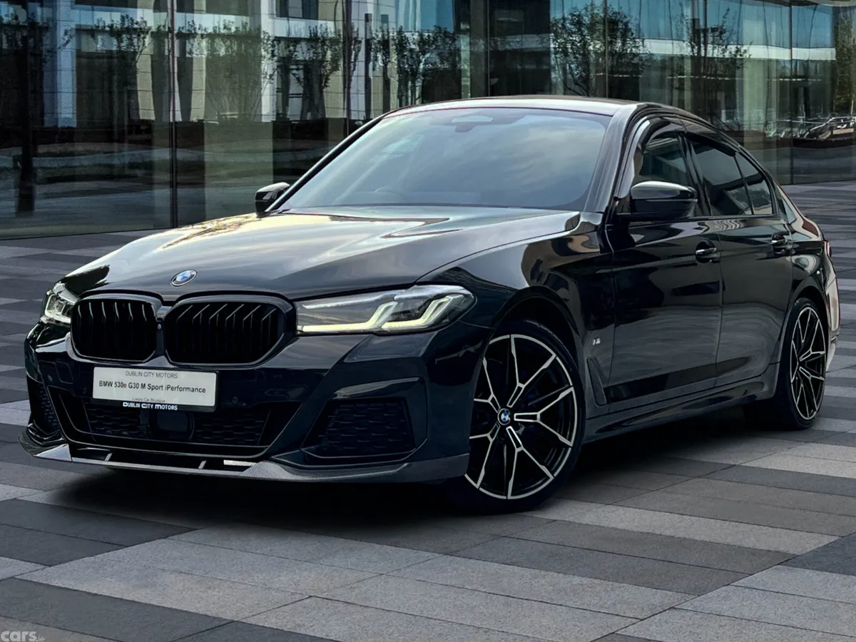 BMW 5-Series Saloon, Petrol Plug-in Hybrid, 2020, Black