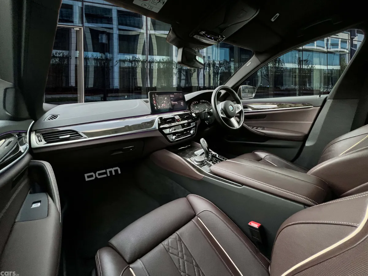 BMW 5-Series Saloon, Petrol Plug-in Hybrid, 2020, Black