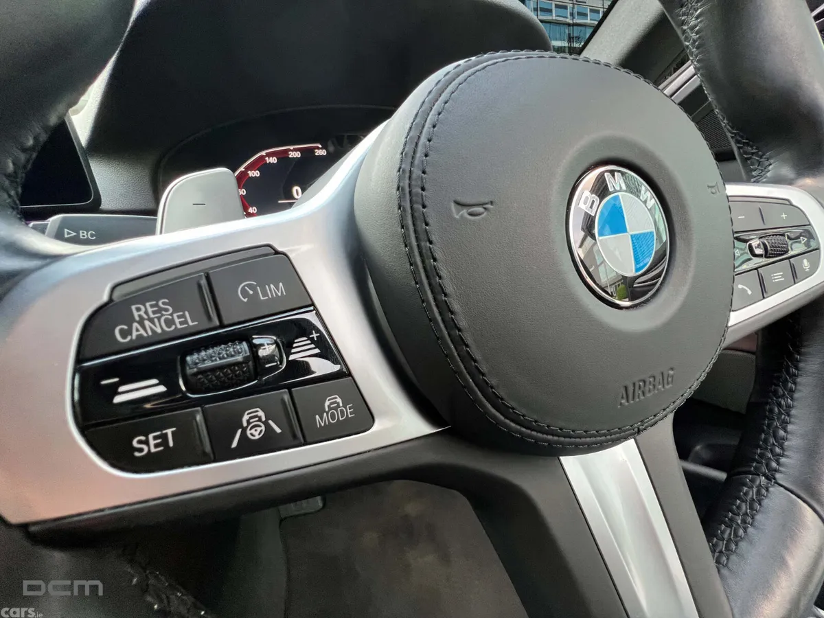 BMW 5-Series Saloon, Petrol Plug-in Hybrid, 2020, Black