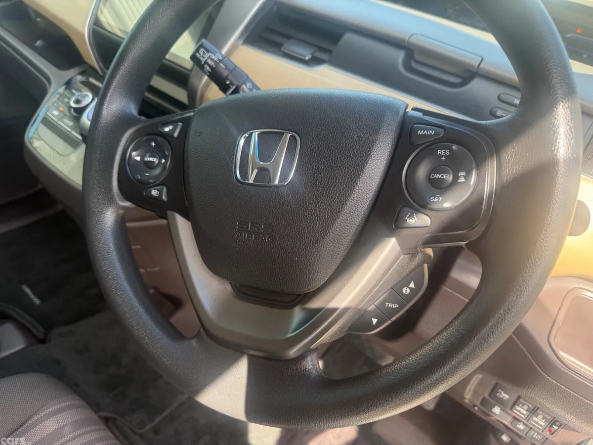 Honda Freed Hatchback, Petrol Hybrid, 2017, Silver