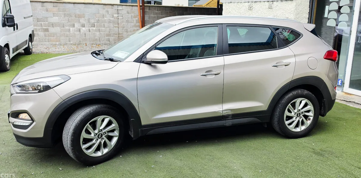 Hyundai Tucson SUV, Diesel, 2016, Beige