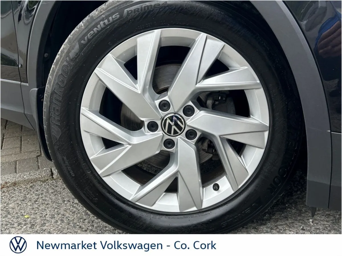 Volkswagen Tiguan SUV, Petrol, 2021, Black