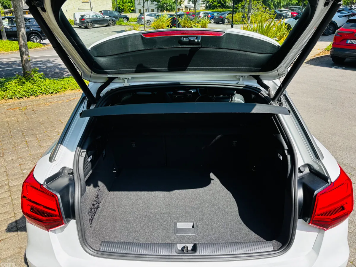 Audi SQ2 Hatchback, Petrol, 2020, White