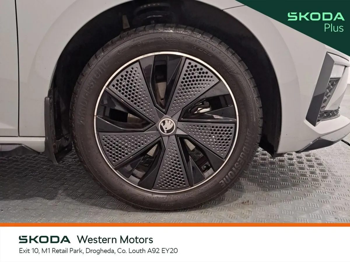 Skoda Scala Hatchback, Petrol, 2026, Grey