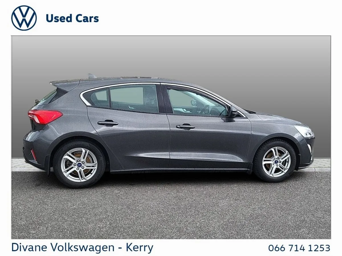 Ford Focus Hatchback, Petrol, 2019, Grey