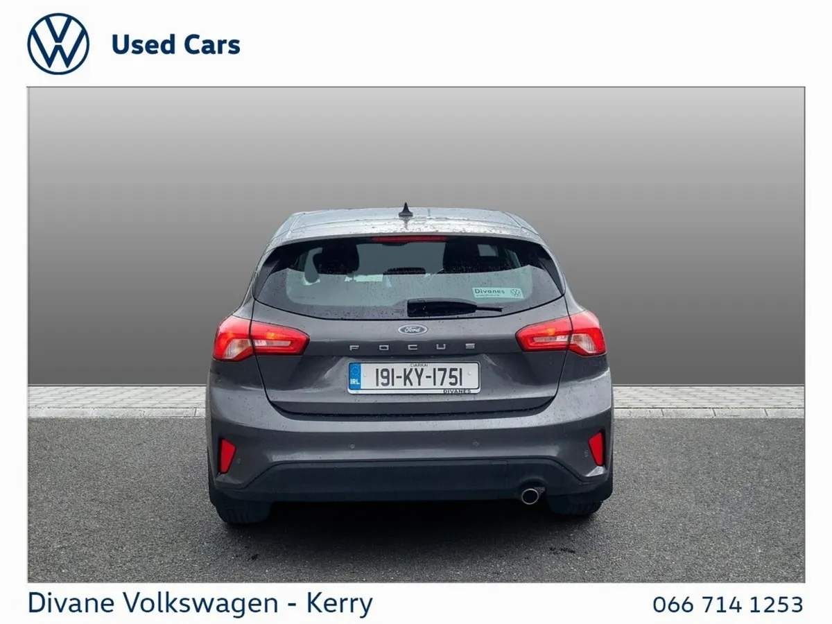 Ford Focus Hatchback, Petrol, 2019, Grey