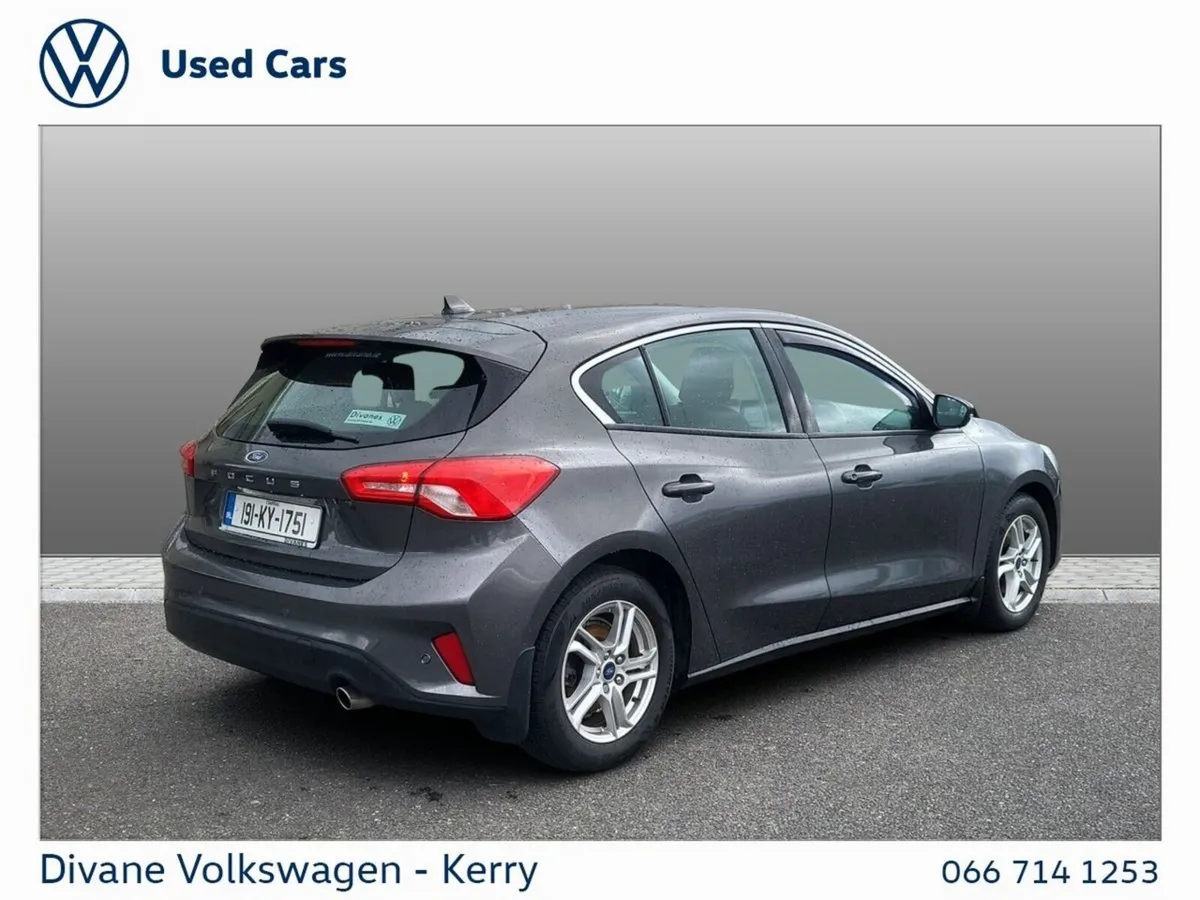 Ford Focus Hatchback, Petrol, 2019, Grey