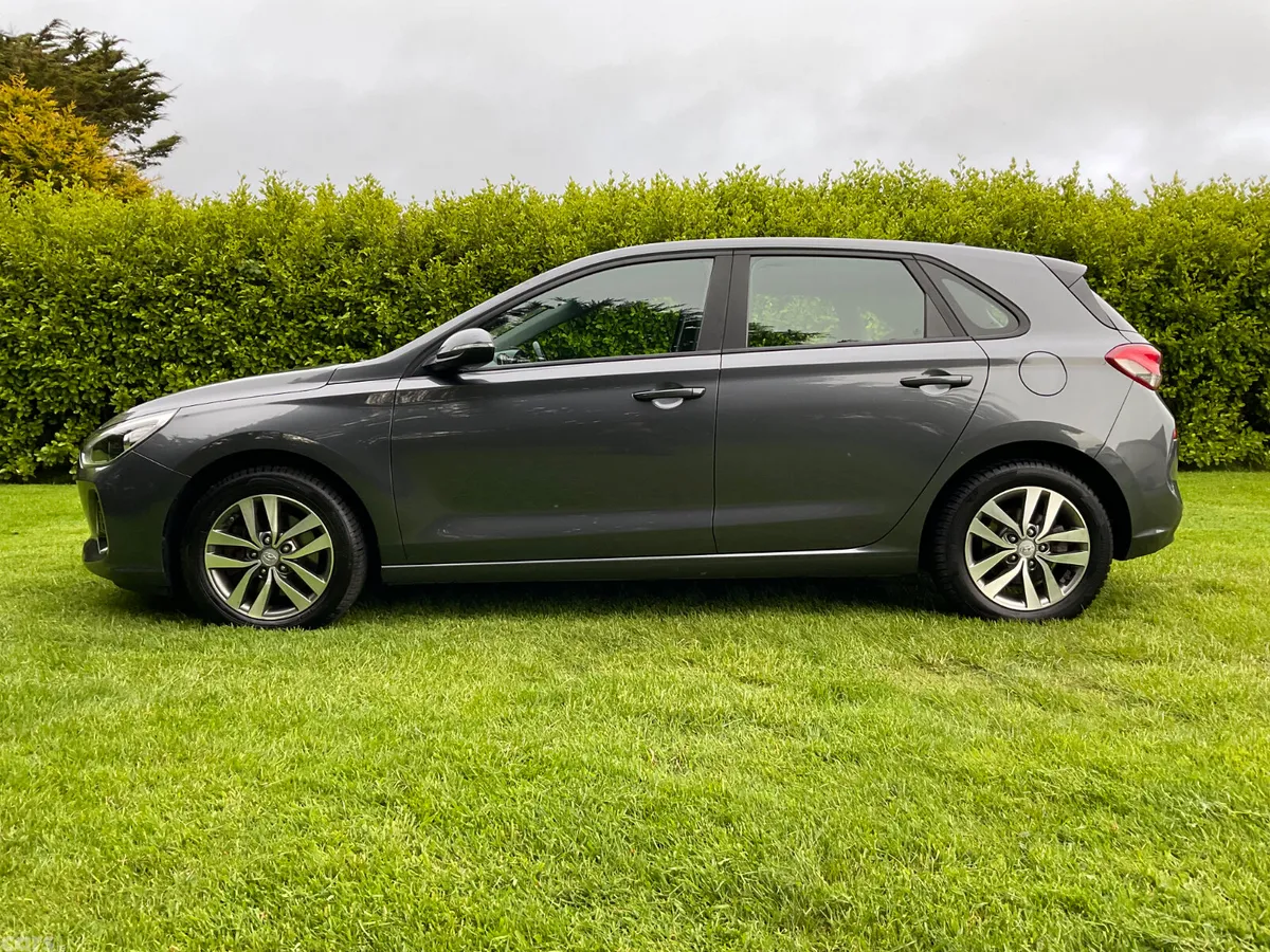 Hyundai i30 Hatchback, Diesel, 2017, Grey