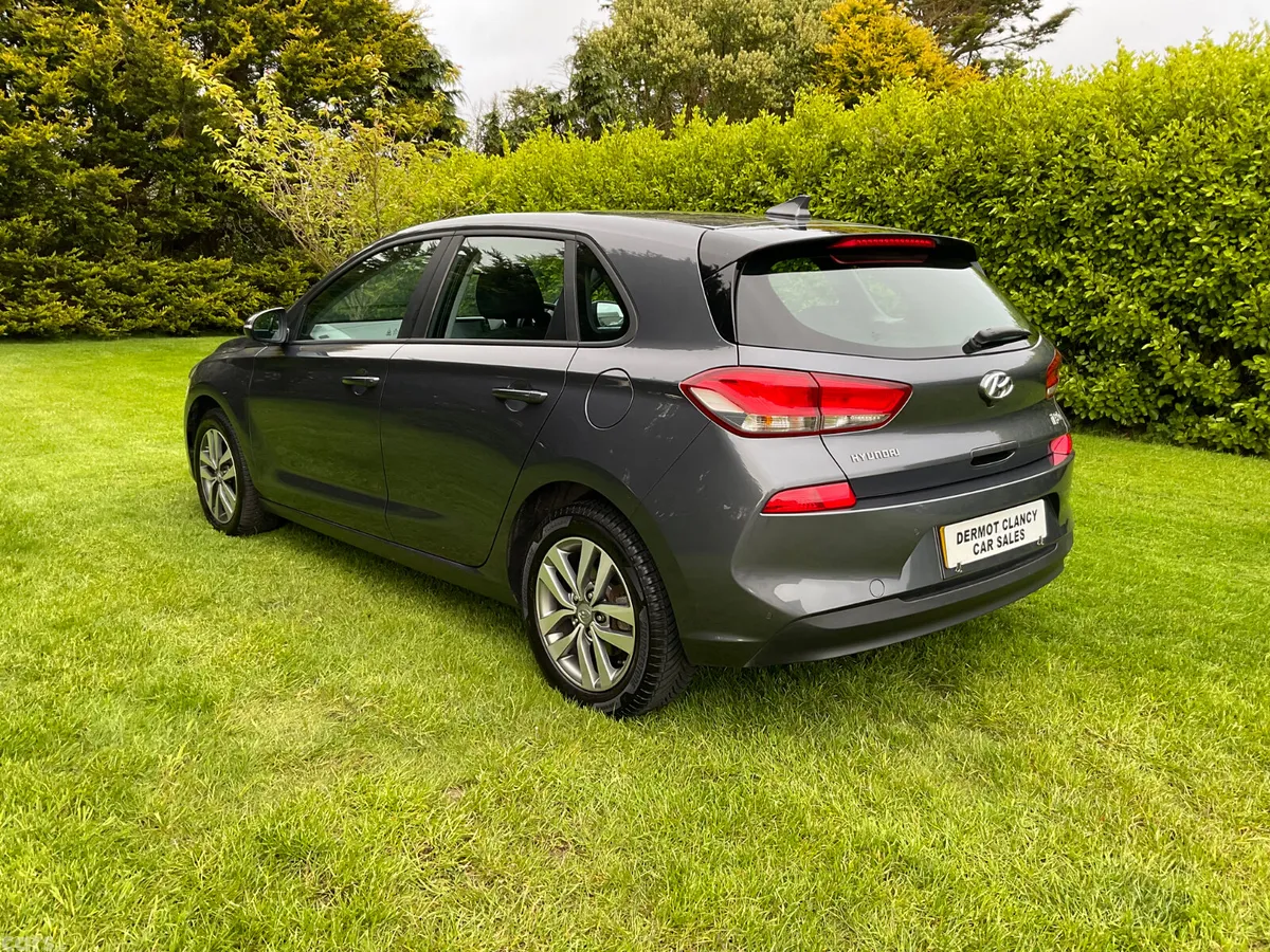 Hyundai i30 Hatchback, Diesel, 2017, Grey