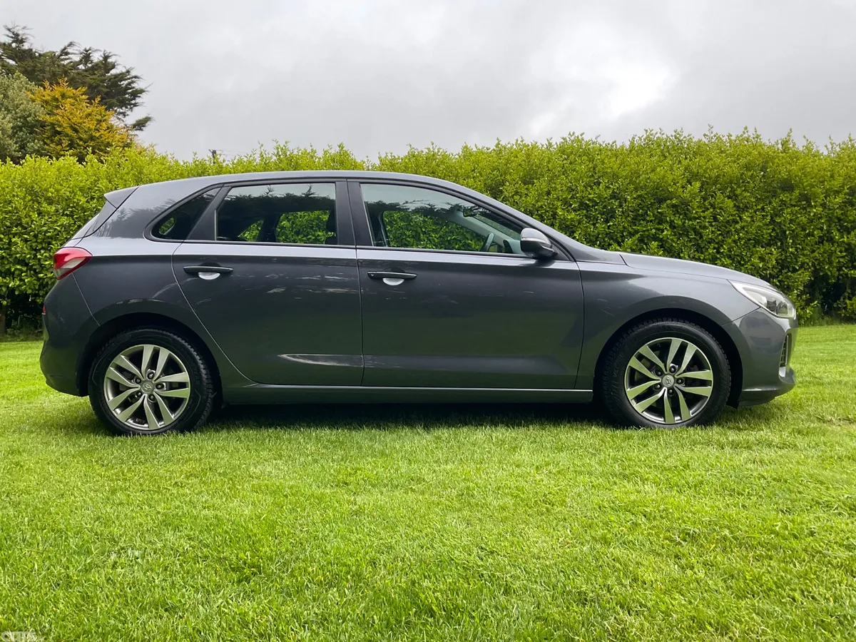 Hyundai i30 Hatchback, Diesel, 2017, Grey