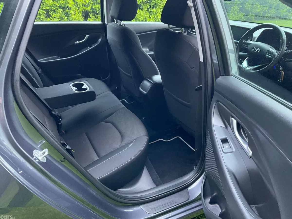 Hyundai i30 Hatchback, Diesel, 2017, Grey