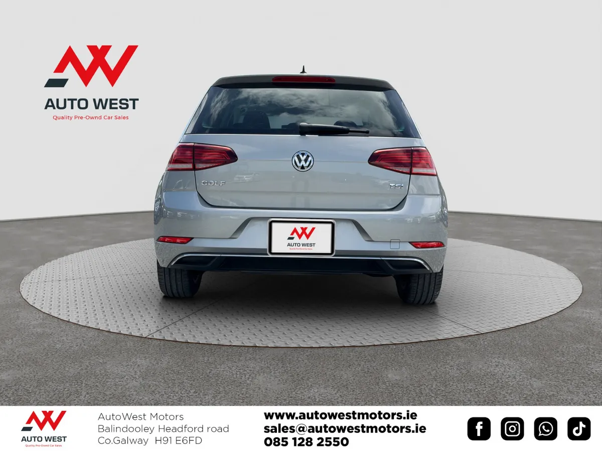 Volkswagen Golf Hatchback, Petrol, 2017, Grey