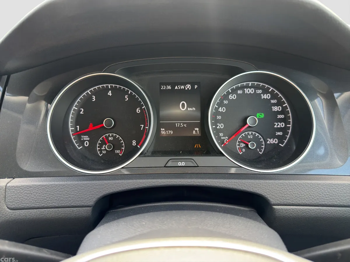 Volkswagen Golf Hatchback, Petrol, 2017, Grey