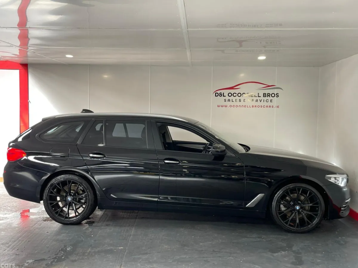BMW 5-Series Estate, Diesel, 2018, Black