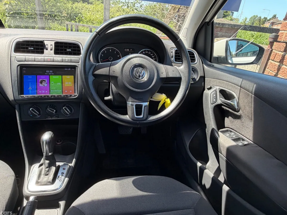 Volkswagen Polo Hatchback, Petrol, 2013, White