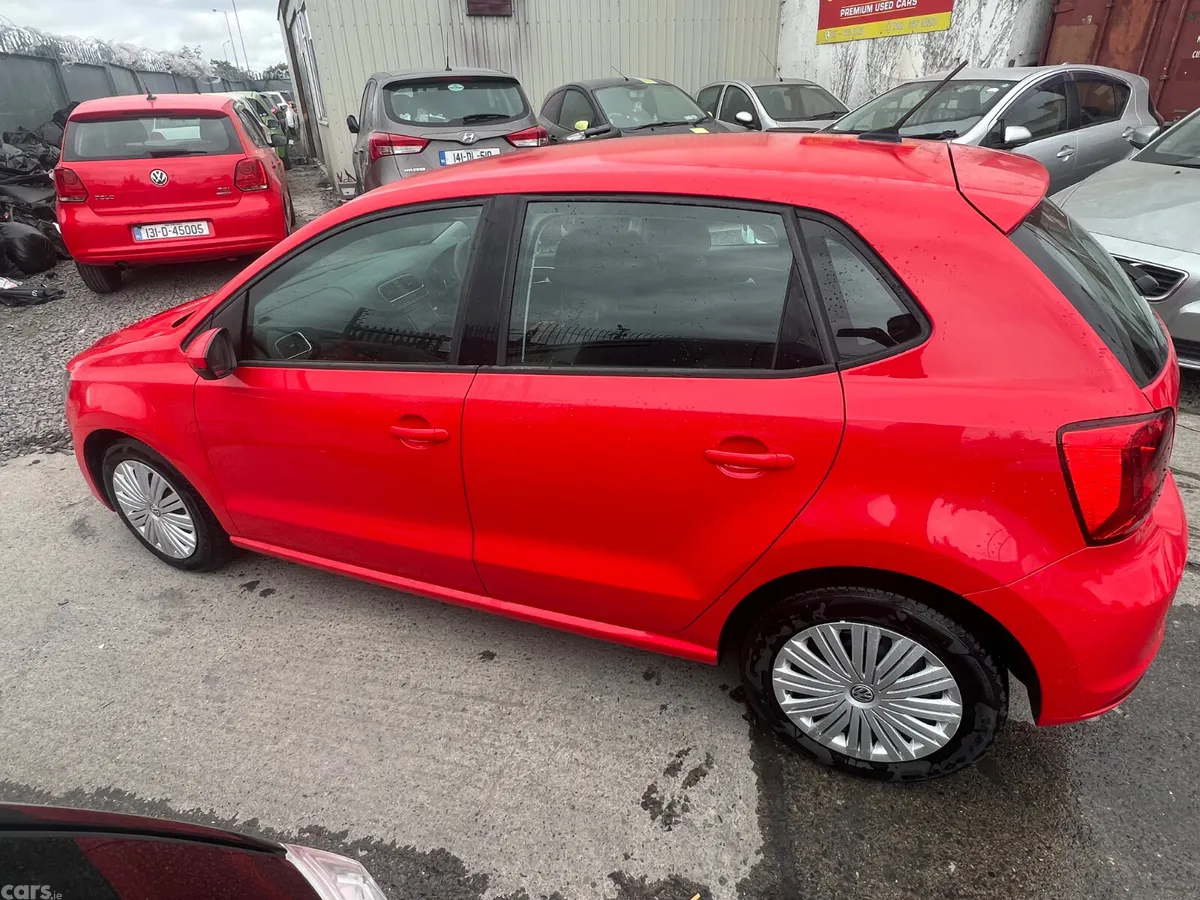 Volkswagen Polo Hatchback, Petrol, 2015, Red