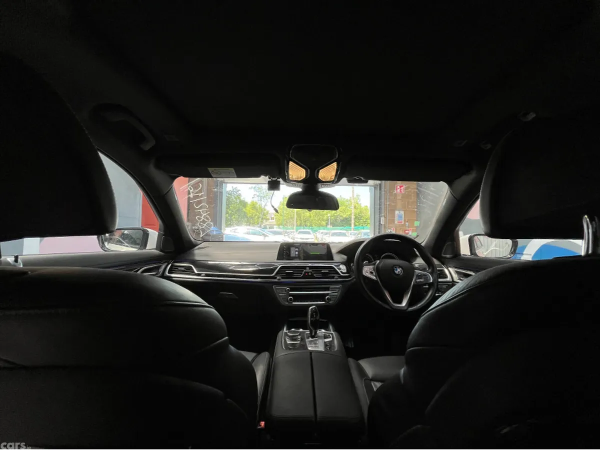 BMW 7-Series Saloon, Petrol Plug-in Hybrid, 2016, White