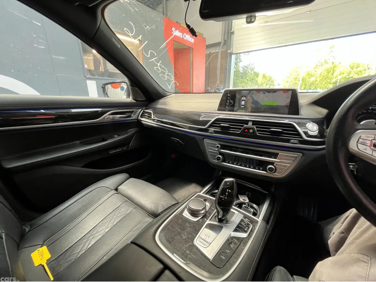 BMW 7-Series Saloon, Petrol Plug-in Hybrid, 2016, White