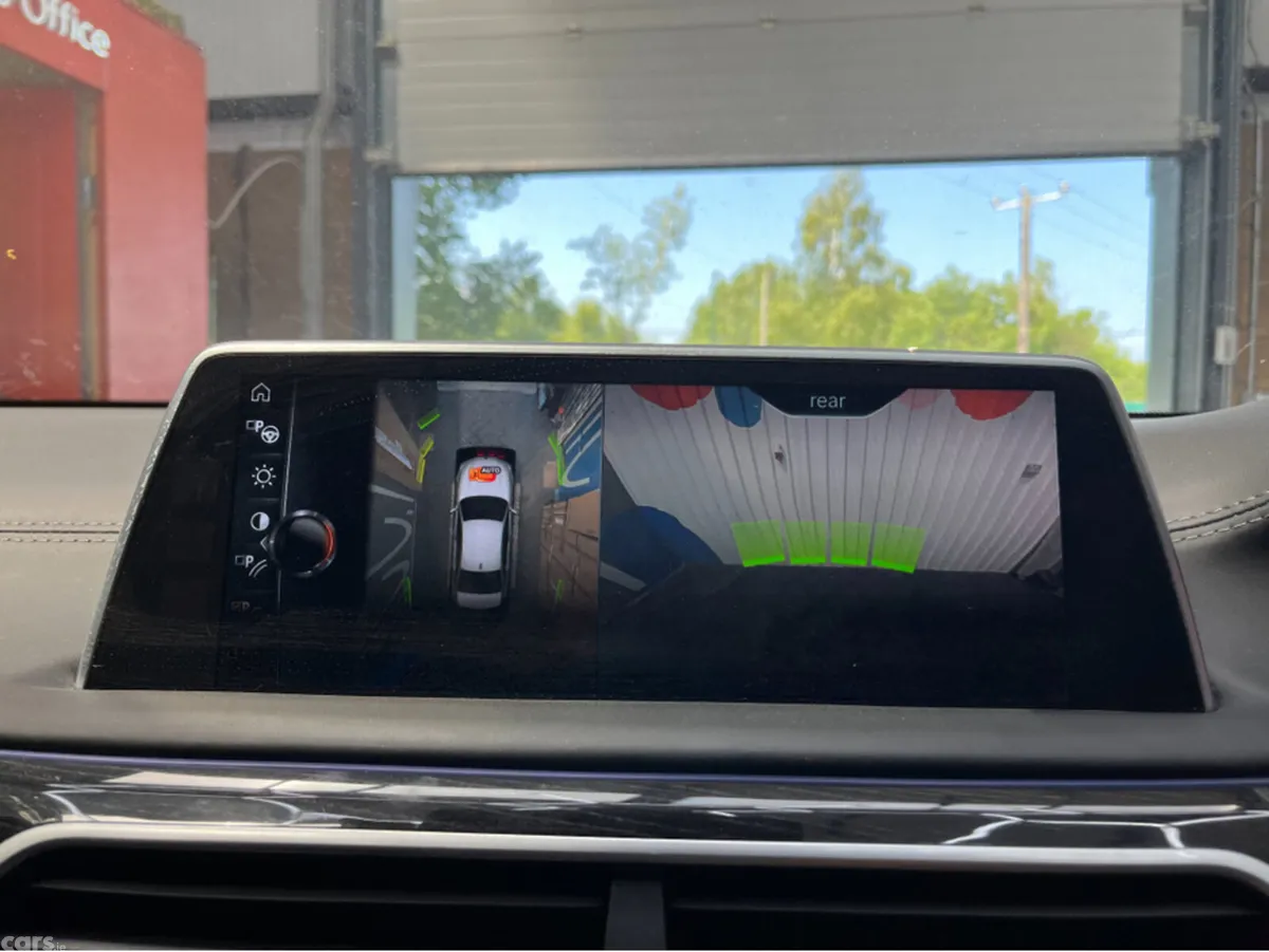 BMW 7-Series Saloon, Petrol Plug-in Hybrid, 2016, White