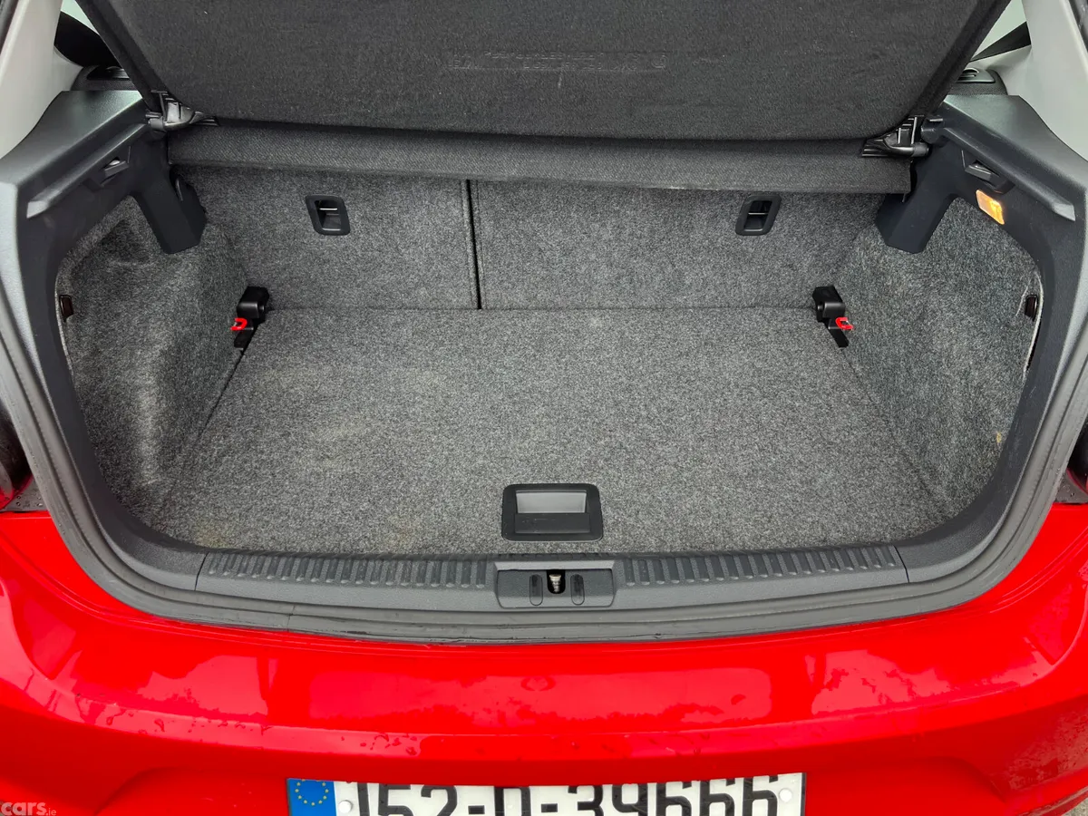 Volkswagen Polo Hatchback, Petrol, 2015, Red
