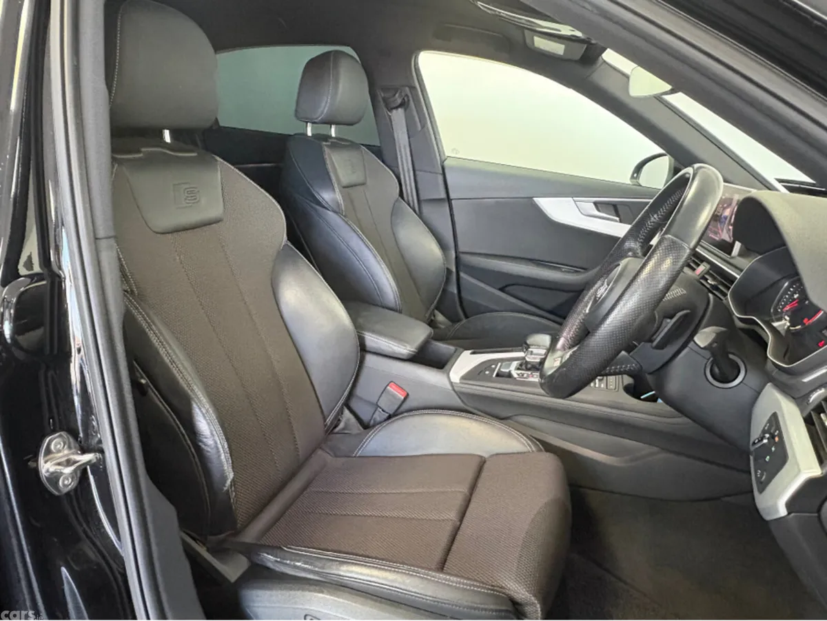 Audi A4 Saloon, Petrol, 2017, Black
