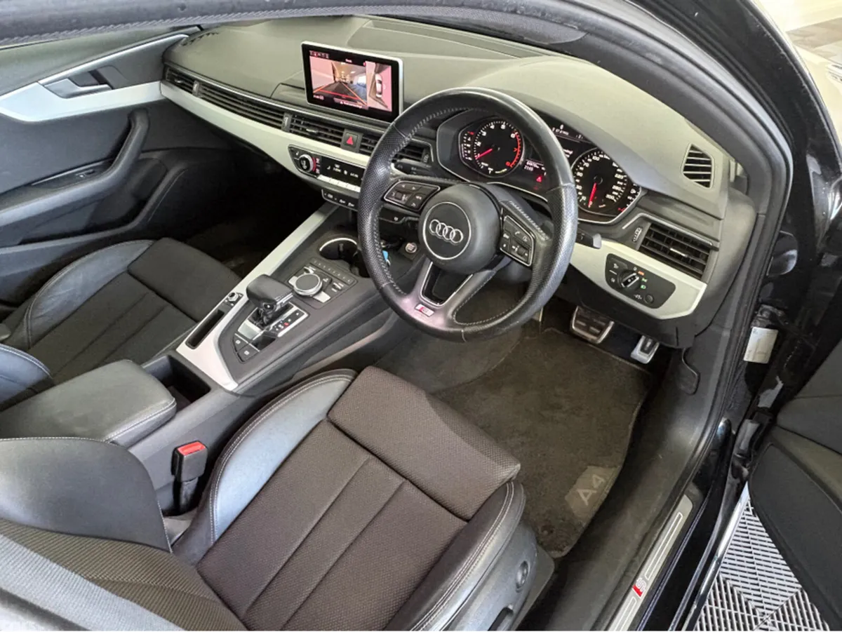 Audi A4 Saloon, Petrol, 2017, Black