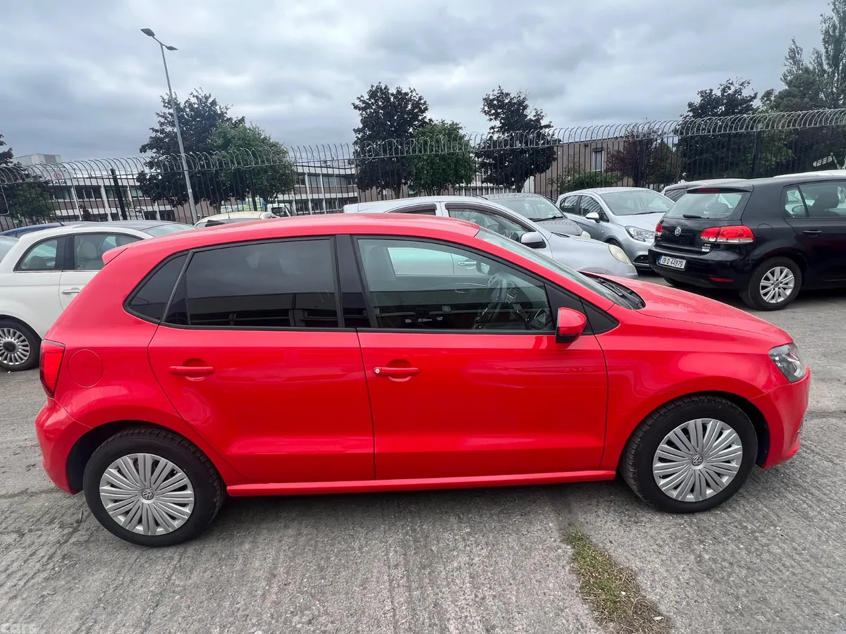 Volkswagen Polo Hatchback, Petrol, 2015, Red