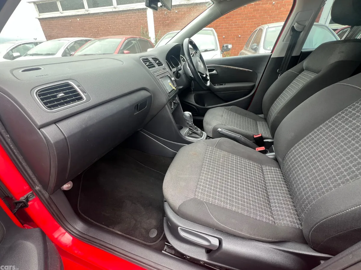 Volkswagen Polo Hatchback, Petrol, 2015, Red