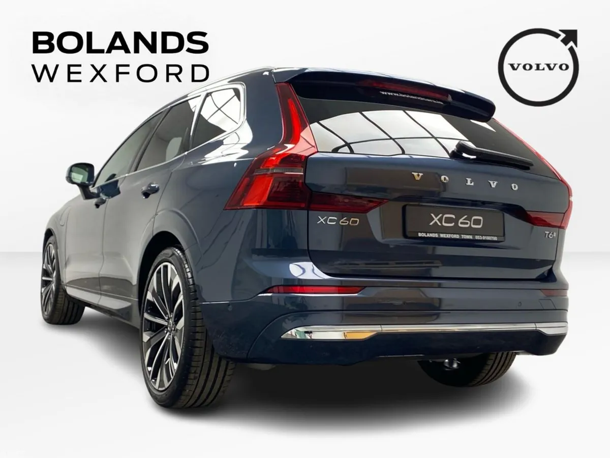 Volvo XC60 SUV, Petrol Plug-in Hybrid, 2026, Blue