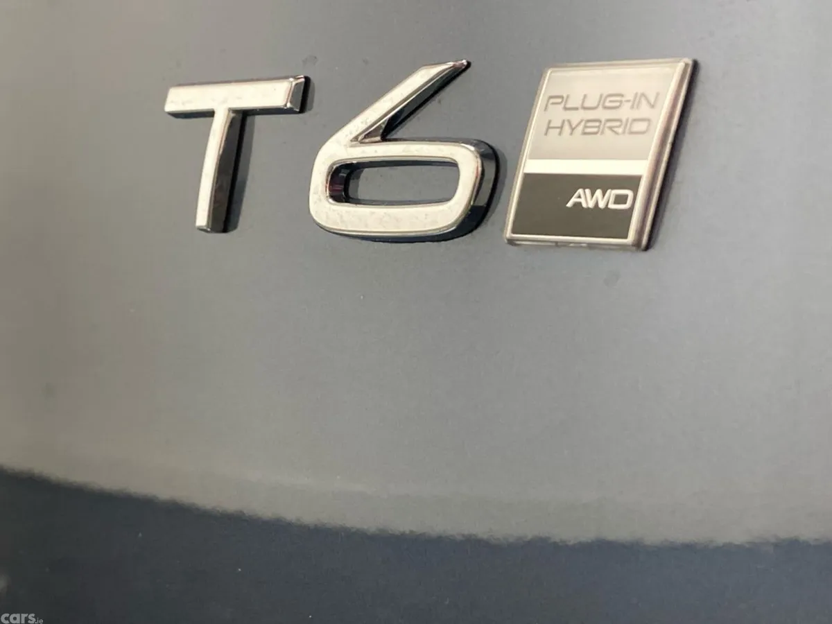 Volvo XC60 SUV, Petrol Plug-in Hybrid, 2026, Blue