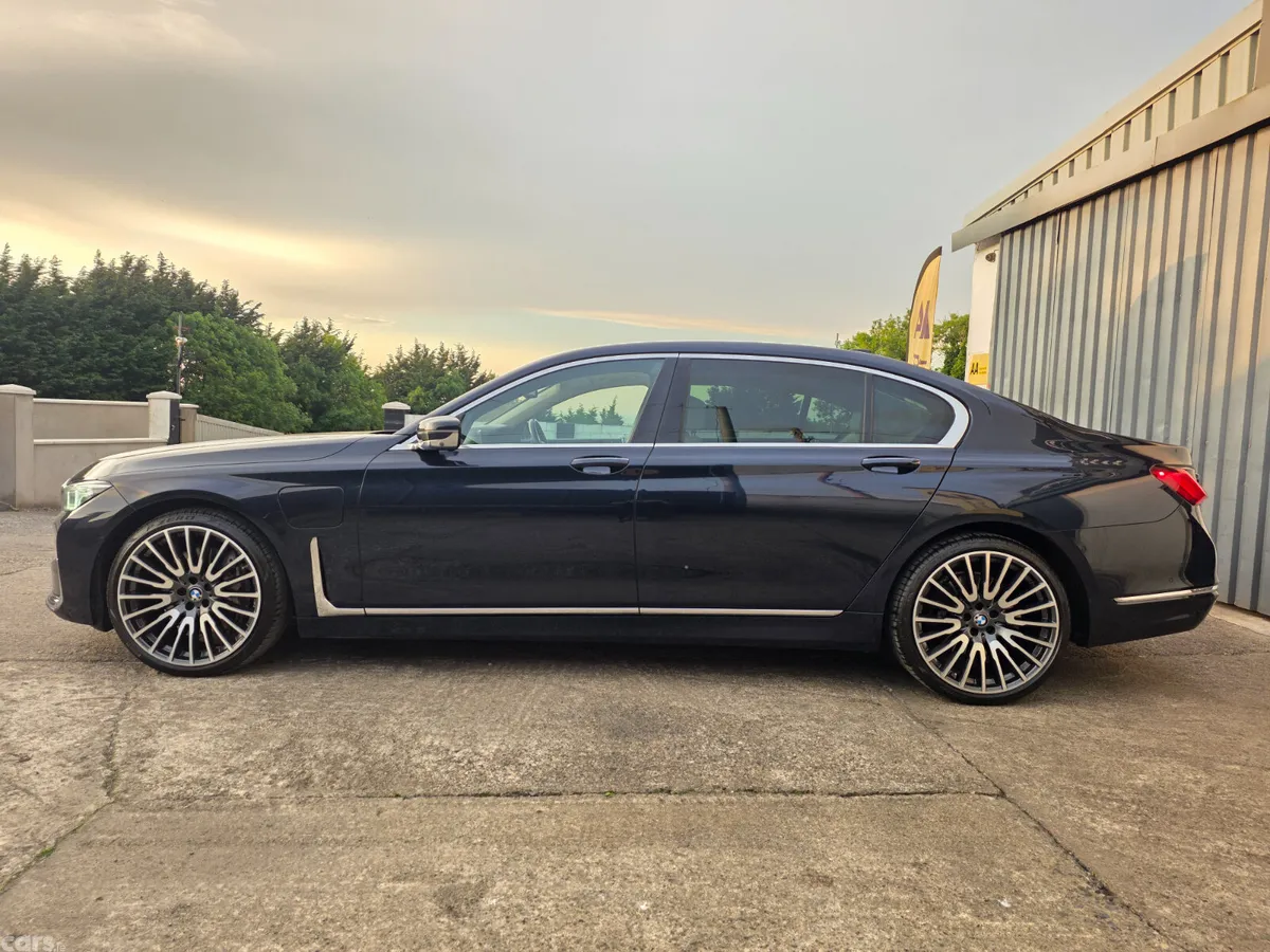 BMW 7-Series Saloon, Petrol Plug-in Hybrid, 2020, Blue