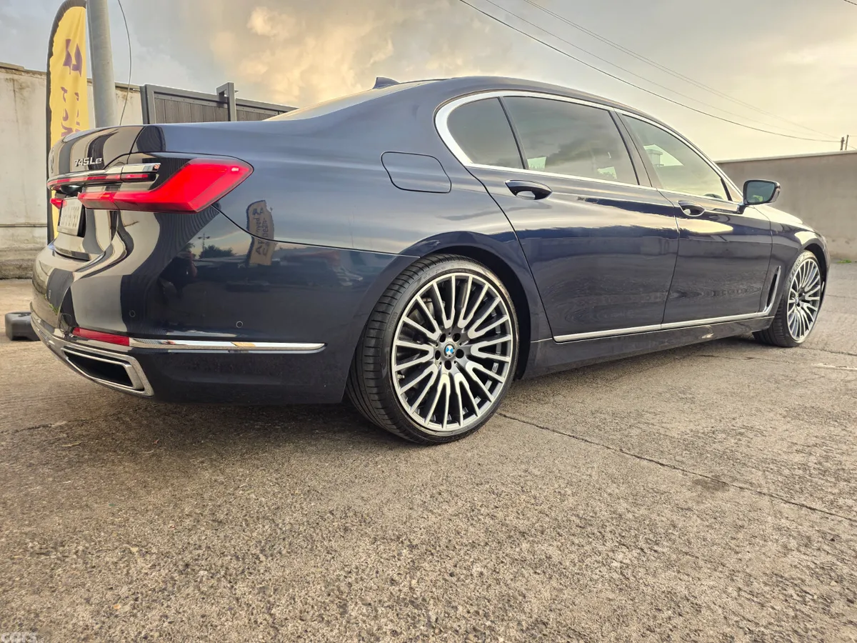 BMW 7-Series Saloon, Petrol Plug-in Hybrid, 2020, Blue