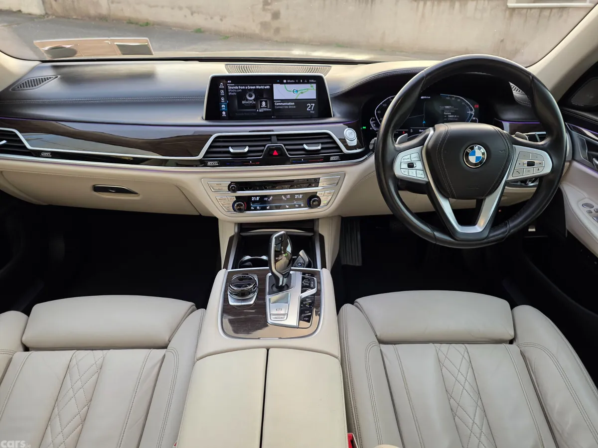BMW 7-Series Saloon, Petrol Plug-in Hybrid, 2020, Blue
