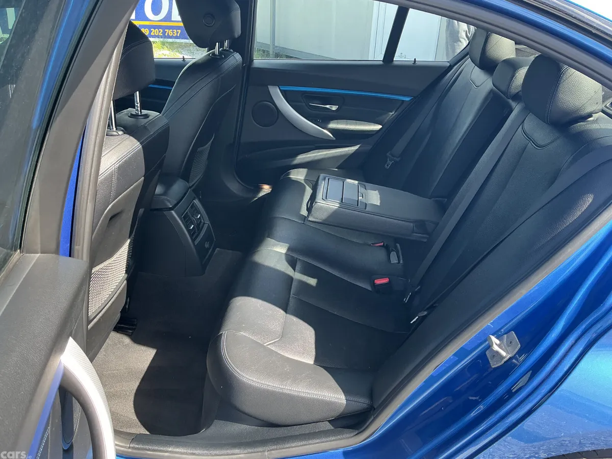 BMW 3-Series Saloon, Petrol Plug-in Hybrid, 2017, Blue