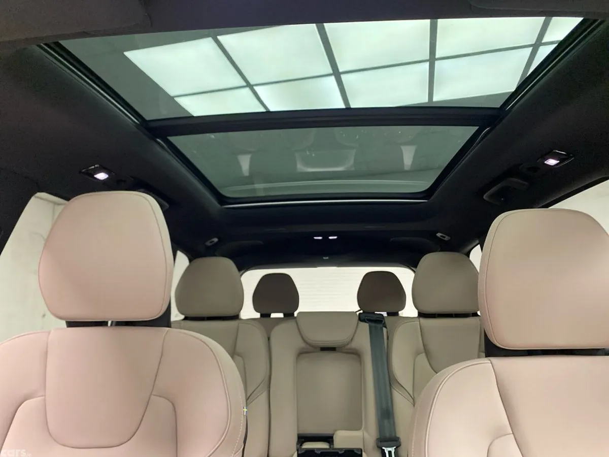Volvo XC90 SUV, Petrol Plug-in Hybrid, 2026, Black