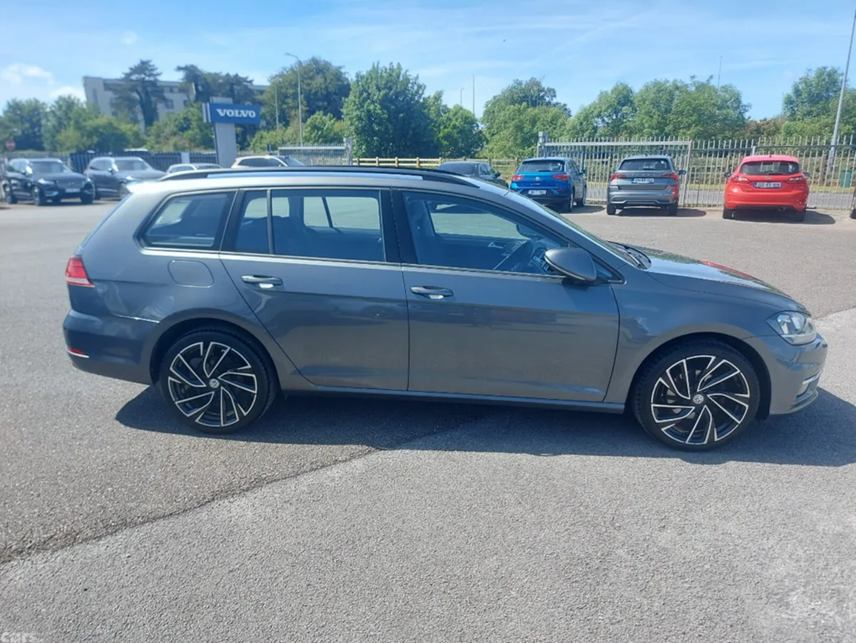 Volkswagen Golf Hatchback, Diesel, 2018, Grey