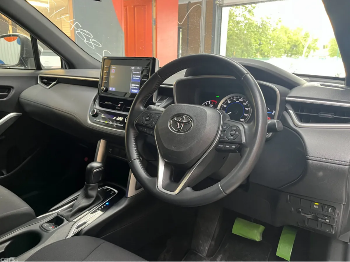 Toyota Corolla SUV, Petrol Hybrid, 2022, Grey