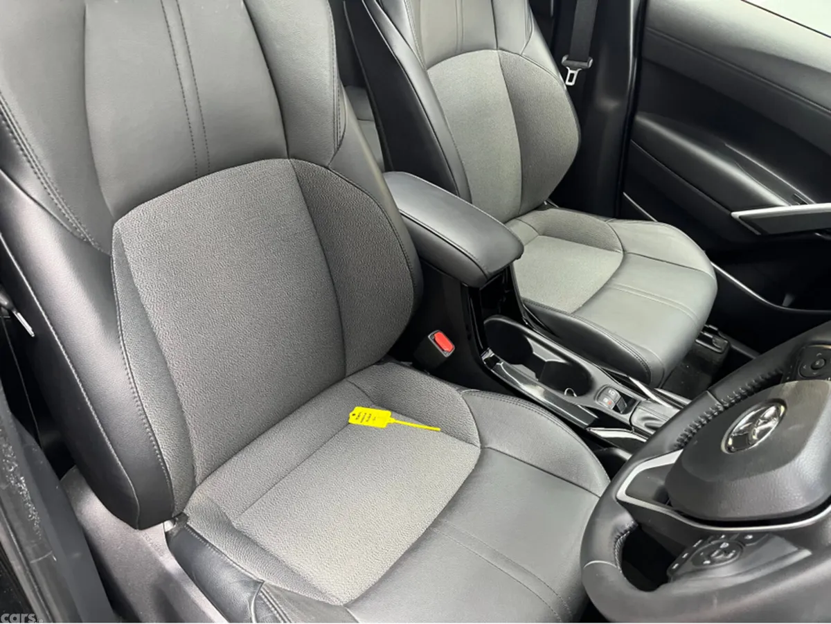 Toyota Corolla Cross SUV, Petrol Hybrid, 2024, Black