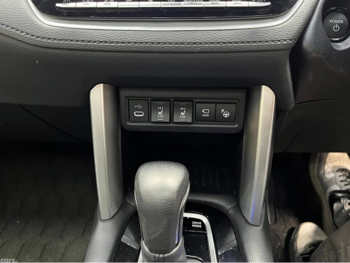 Toyota Corolla Cross SUV, Petrol Hybrid, 2024, Black